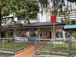 Tampines Street 23 (D18), Shop House #607275631